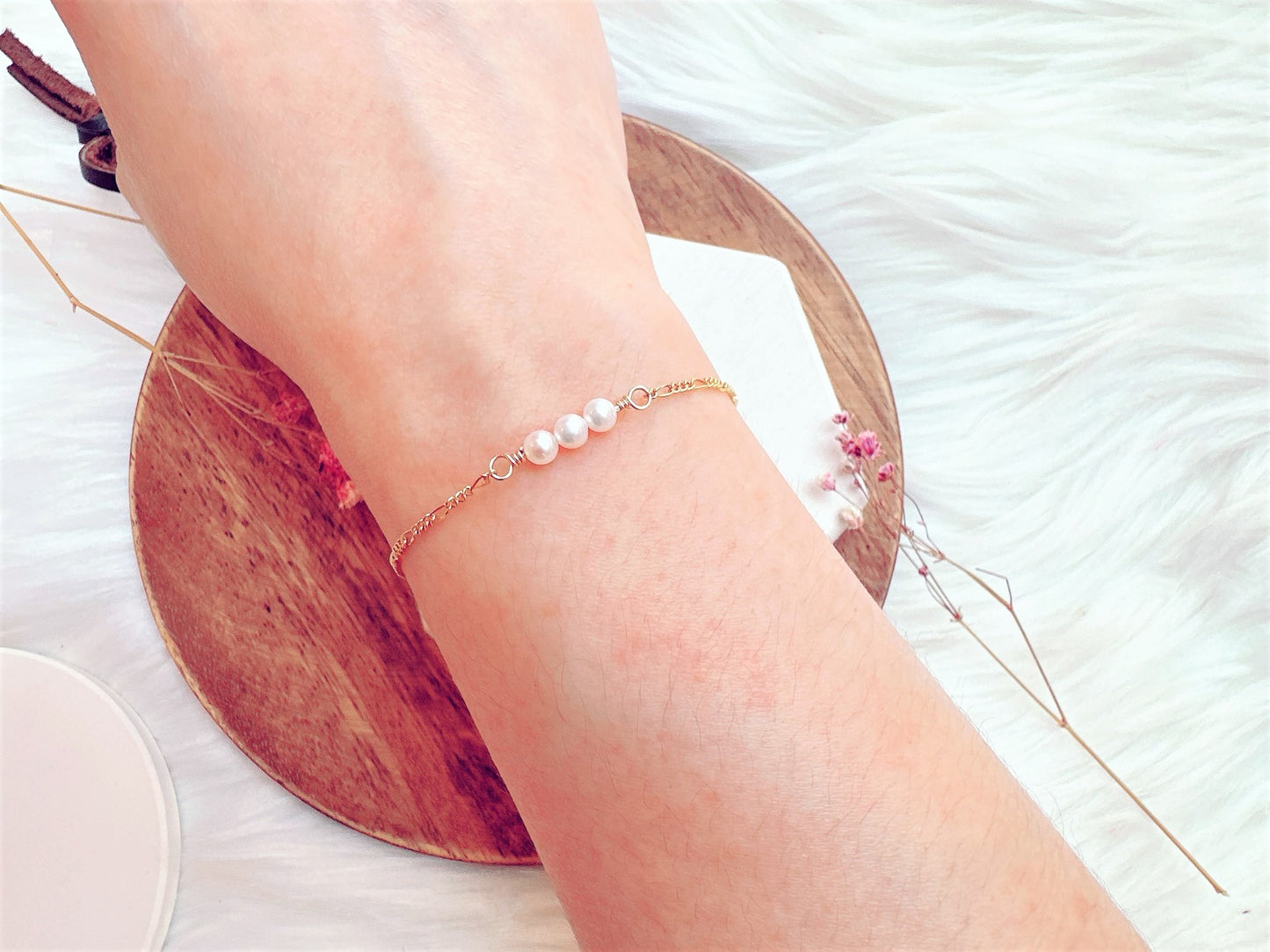 Mini White Freshwater Pearl Bar Bracelet