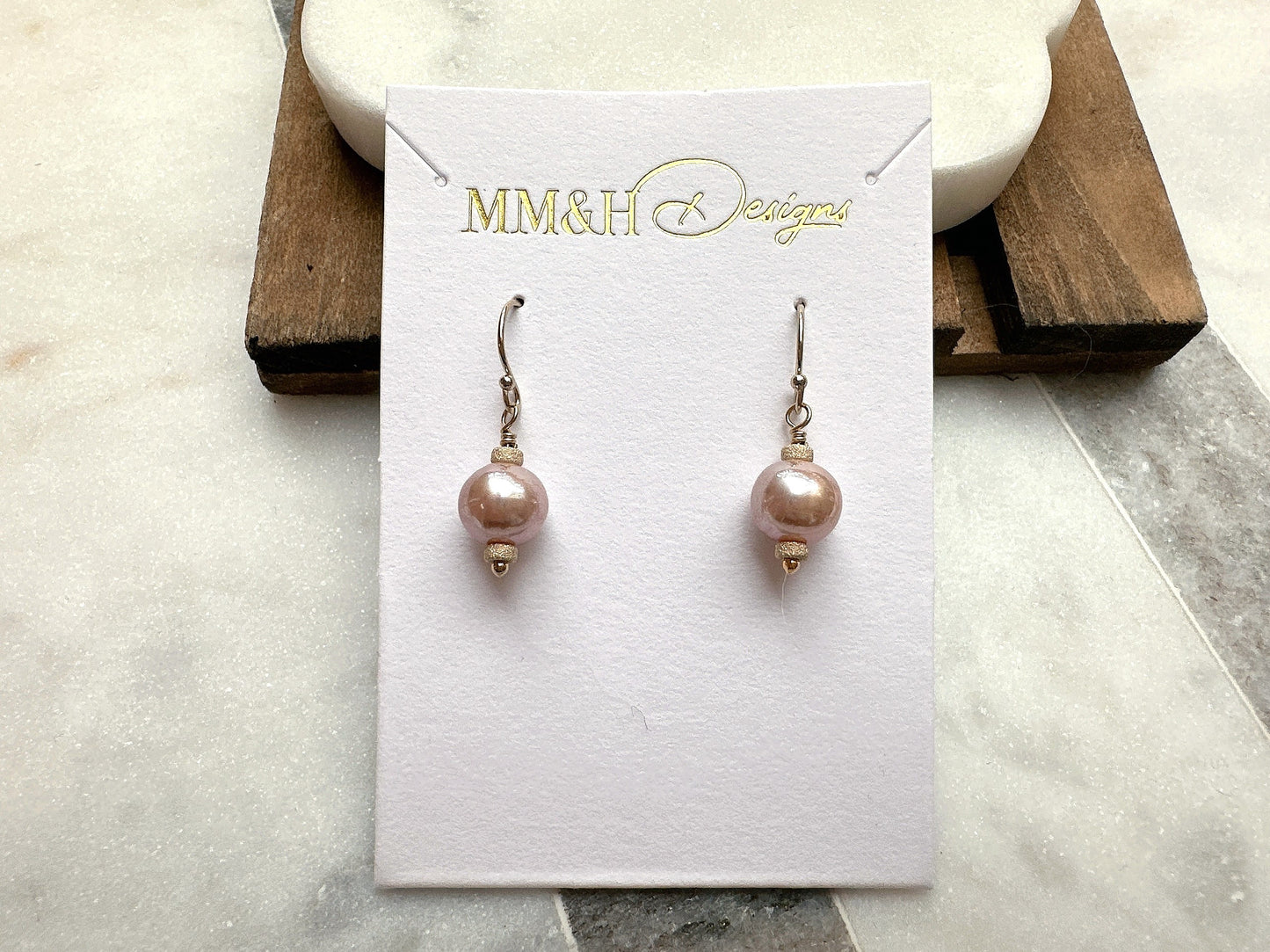 Elegant Natural Pink Round Freshwater Pearl Earrings