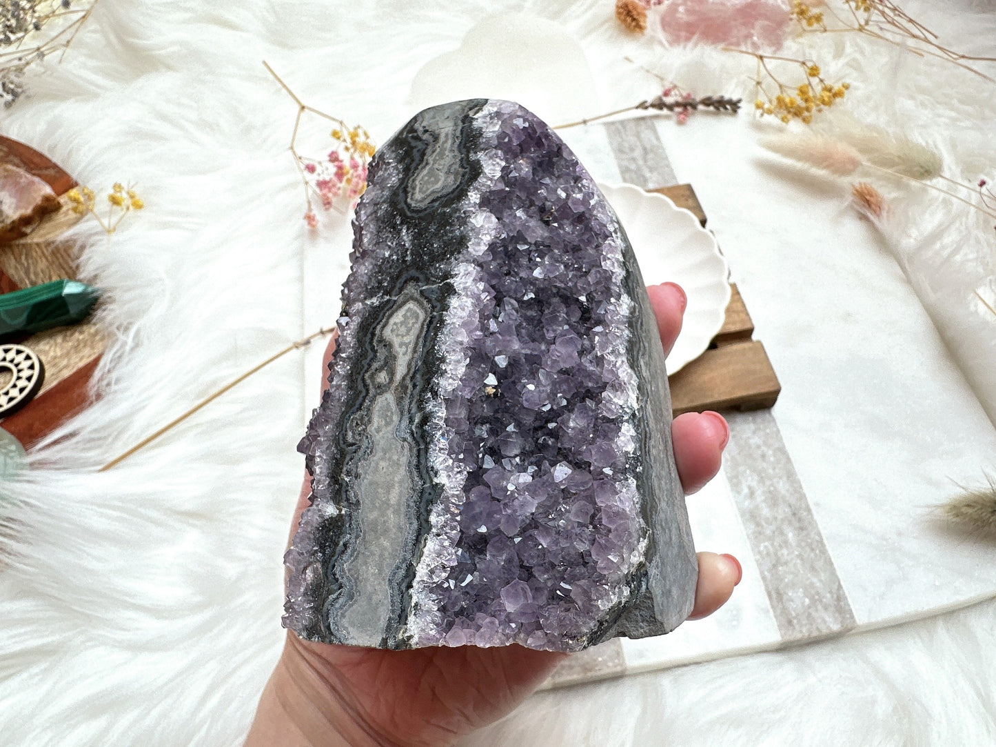 Amethyst Cut Base