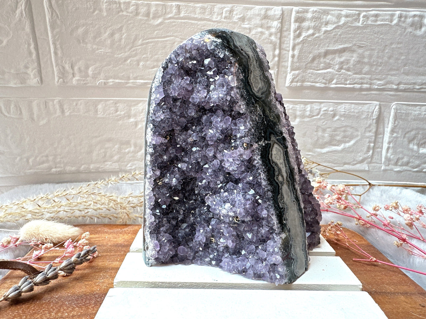 Amethyst Cut Base