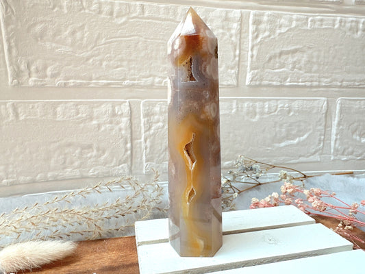 Flower Agate Tower Obelisk