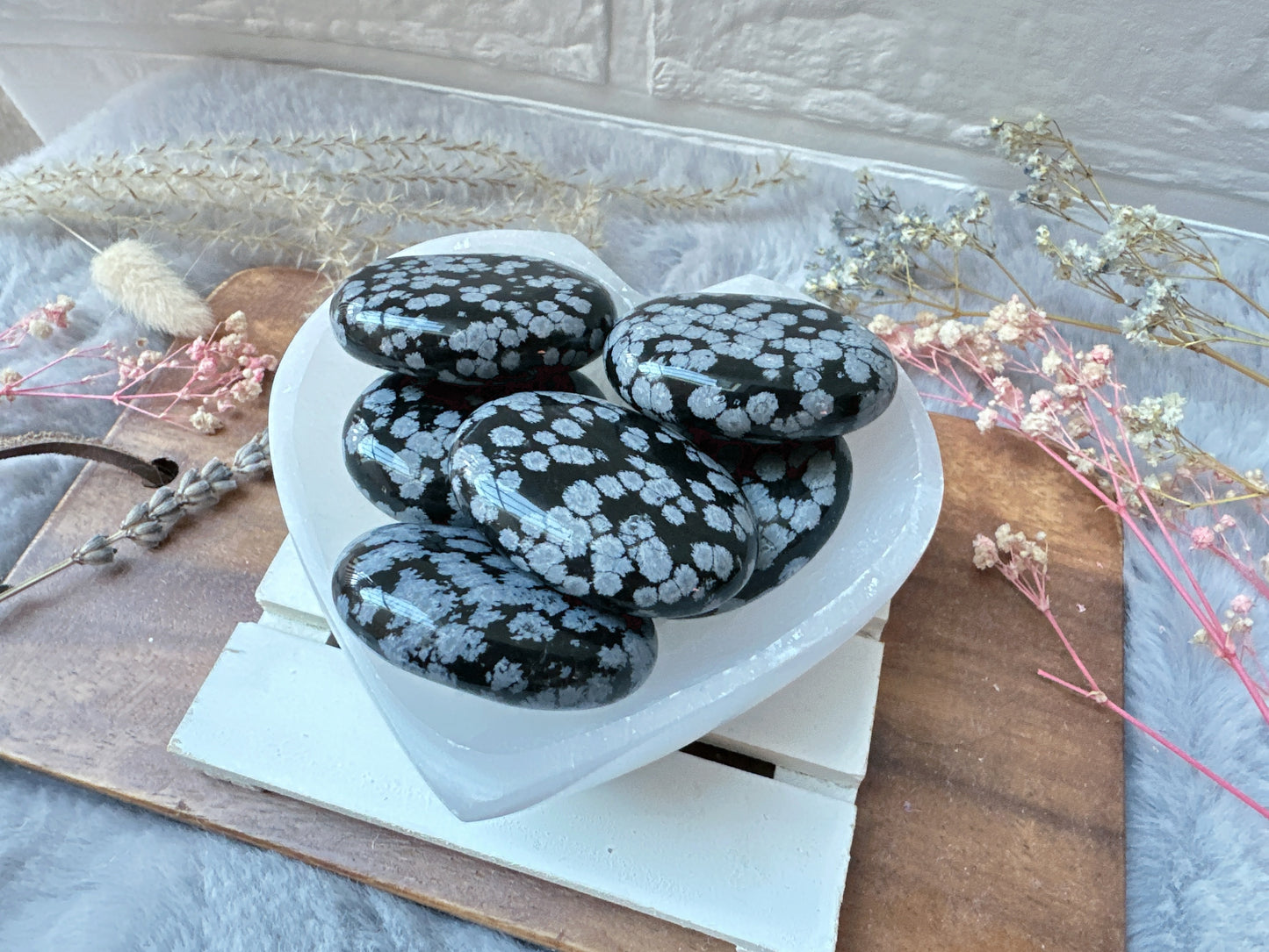 Small Snowflake Obsidian Palm Stone