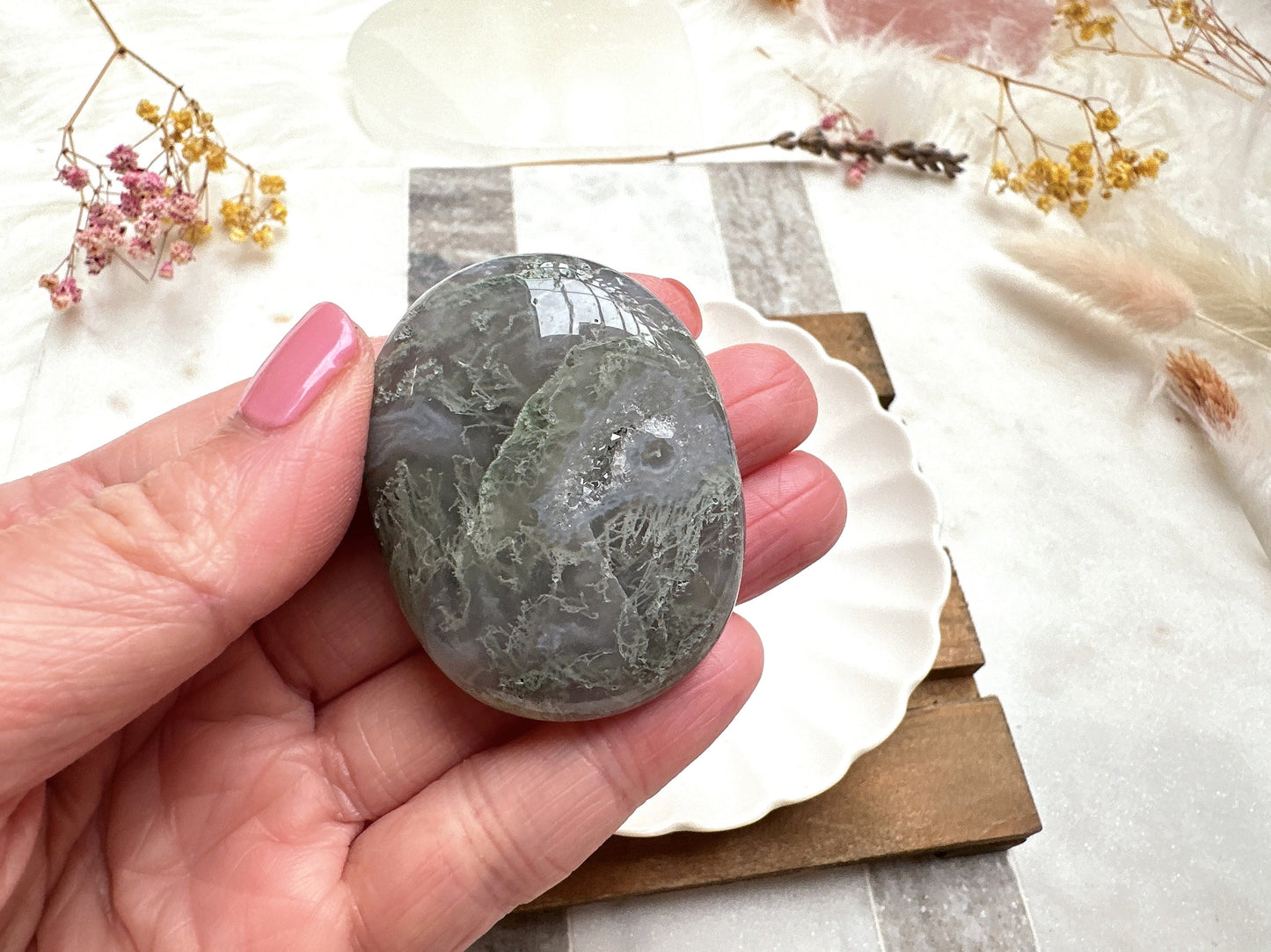 Small Moss Agate Palm Stone