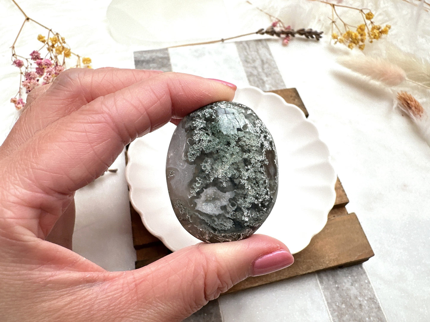 Small Moss Agate Palm Stone