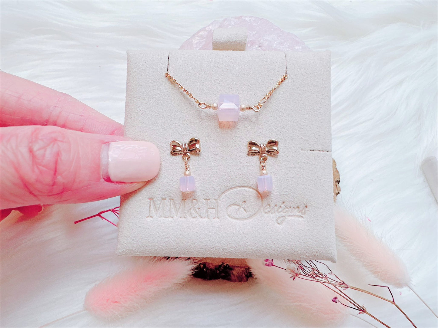 Cute Crystal Necklace and Bow Earrings Set